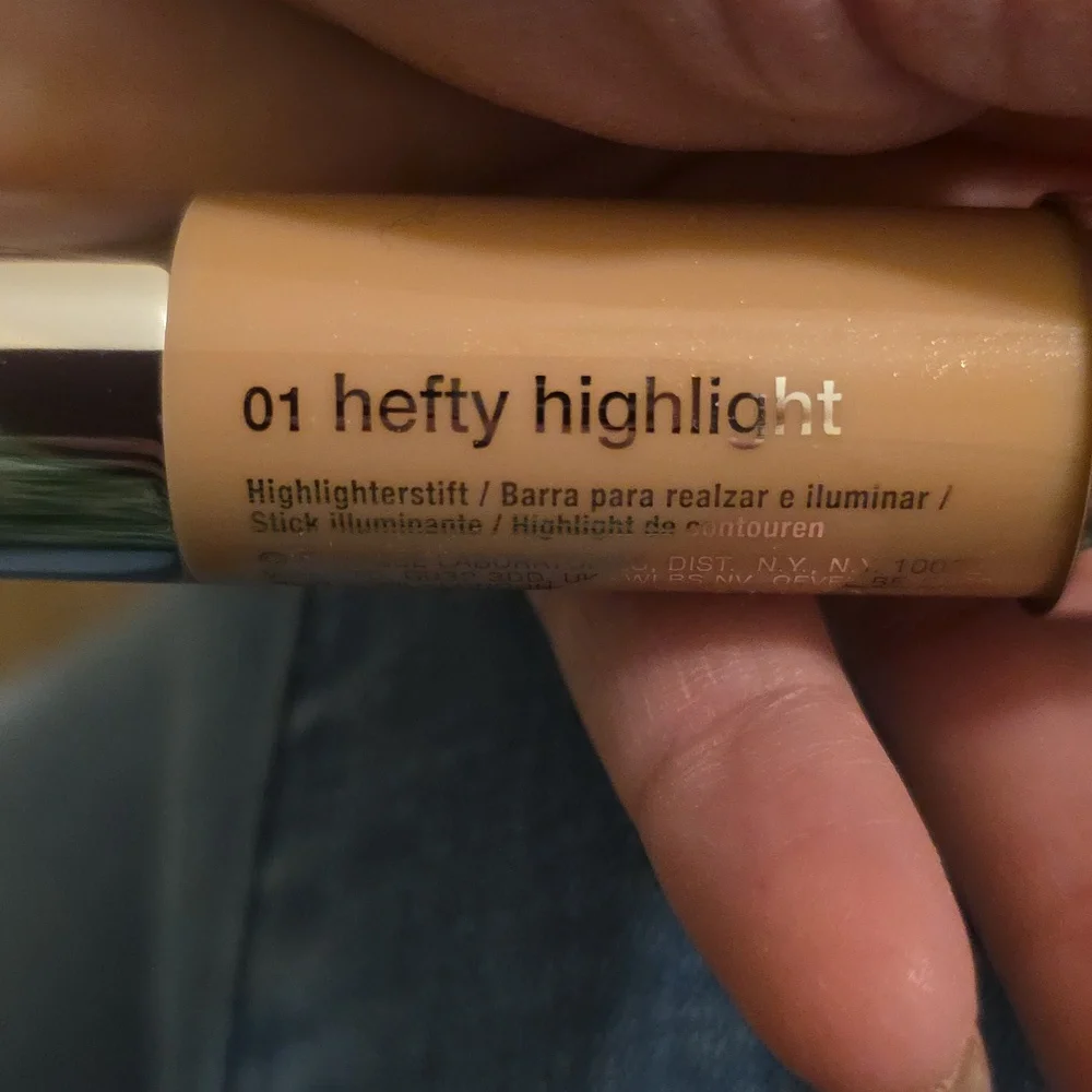 Clinique Chubby Stick Sculpting Highlight 01 Hefty Highlight Full Size No Box